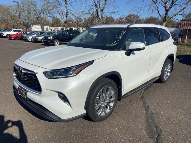 2022 Toyota Highlander Limited