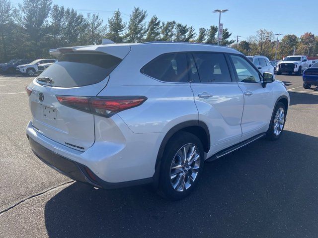 2022 Toyota Highlander Limited