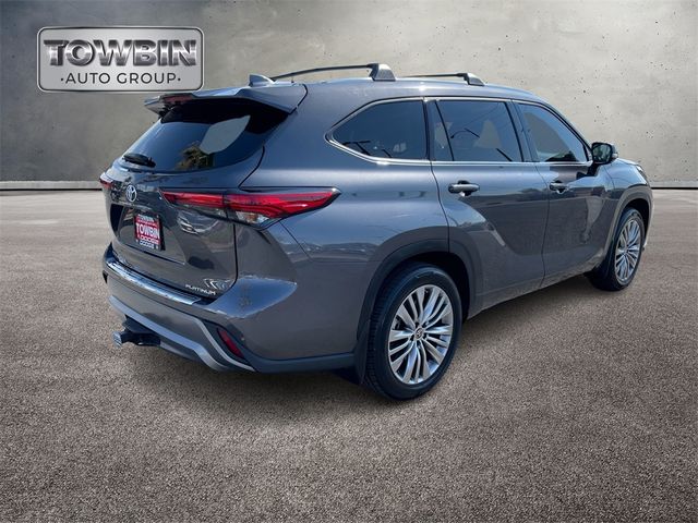 2022 Toyota Highlander Platinum