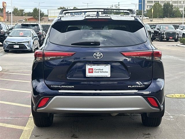 2022 Toyota Highlander Platinum