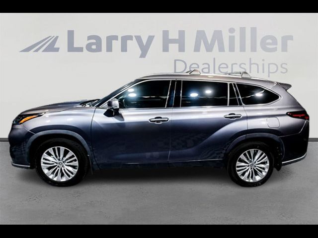 2022 Toyota Highlander Platinum