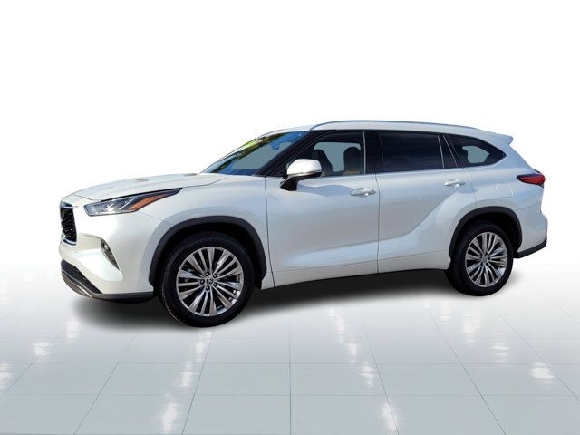 2022 Toyota Highlander Platinum