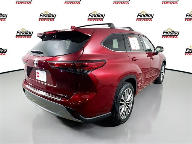 2022 Toyota Highlander Platinum