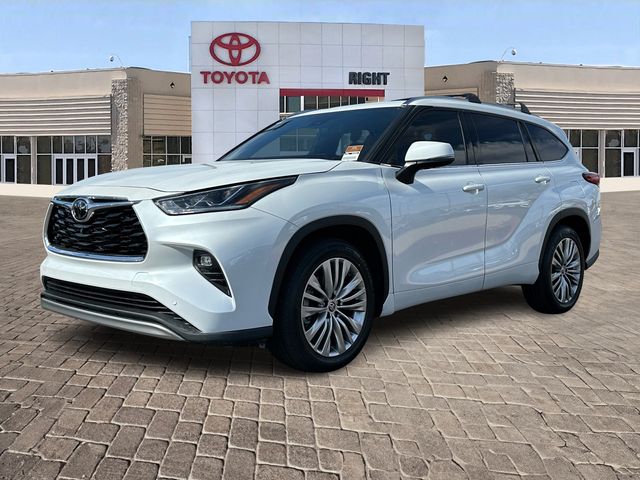 2022 Toyota Highlander Platinum