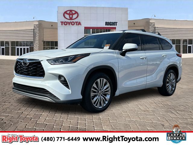 2022 Toyota Highlander Platinum