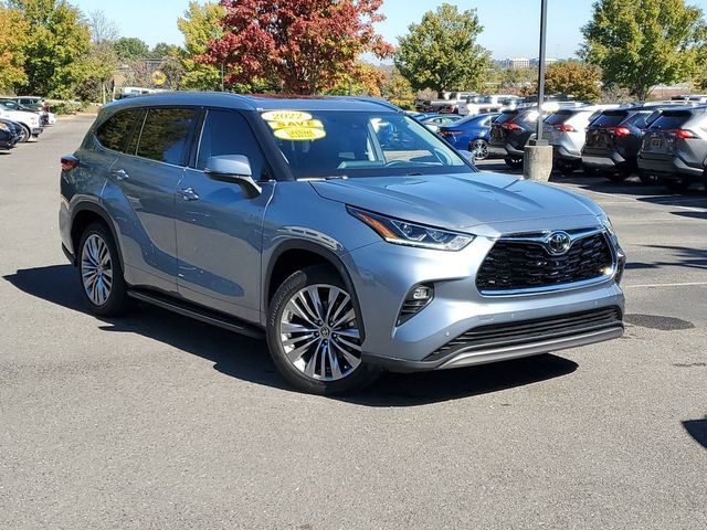 2022 Toyota Highlander Platinum