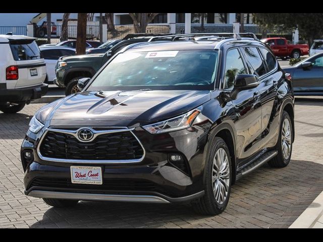 2022 Toyota Highlander Platinum