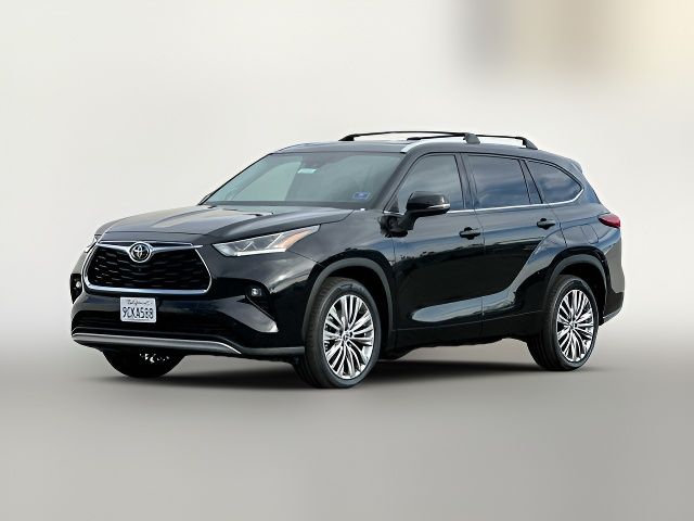 2022 Toyota Highlander Platinum