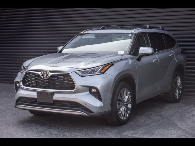 2022 Toyota Highlander Platinum