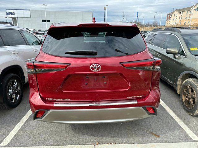 2022 Toyota Highlander Platinum