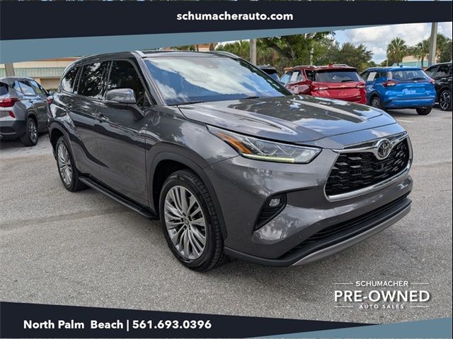 2022 Toyota Highlander Platinum