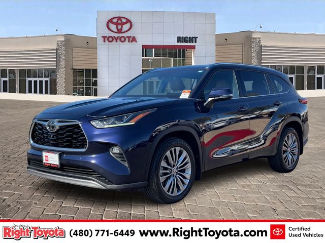 2022 Toyota Highlander Platinum