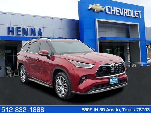 2022 Toyota Highlander Platinum