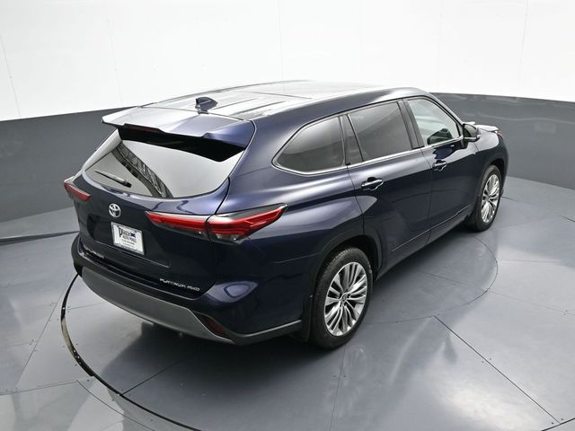2022 Toyota Highlander Platinum