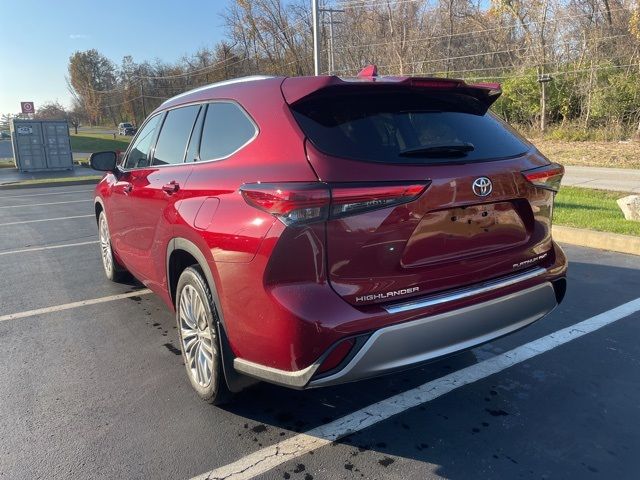 2022 Toyota Highlander Platinum