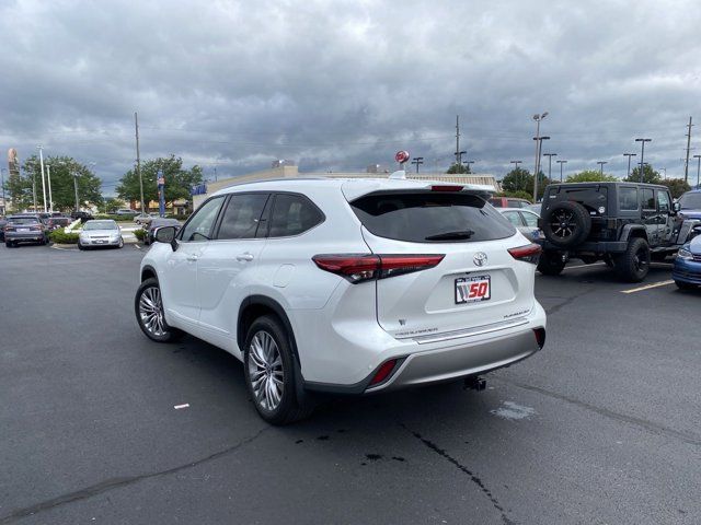 2022 Toyota Highlander Platinum