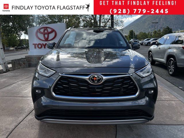 2022 Toyota Highlander Platinum