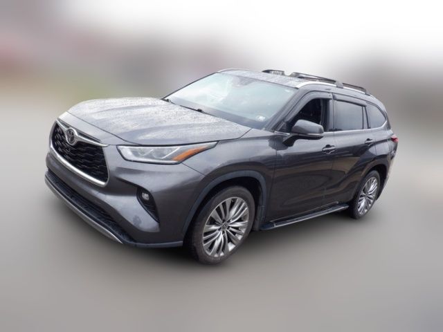 2022 Toyota Highlander Platinum