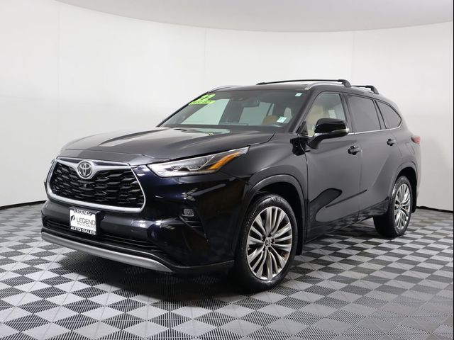 2022 Toyota Highlander Platinum