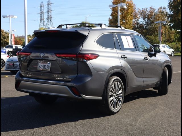 2022 Toyota Highlander Platinum