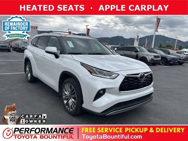 2022 Toyota Highlander Platinum