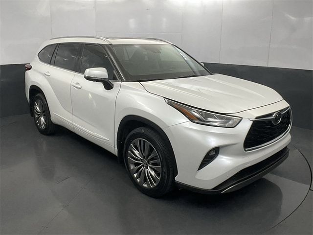 2022 Toyota Highlander Platinum