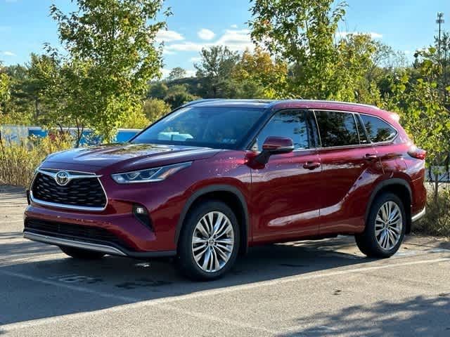 2022 Toyota Highlander Platinum