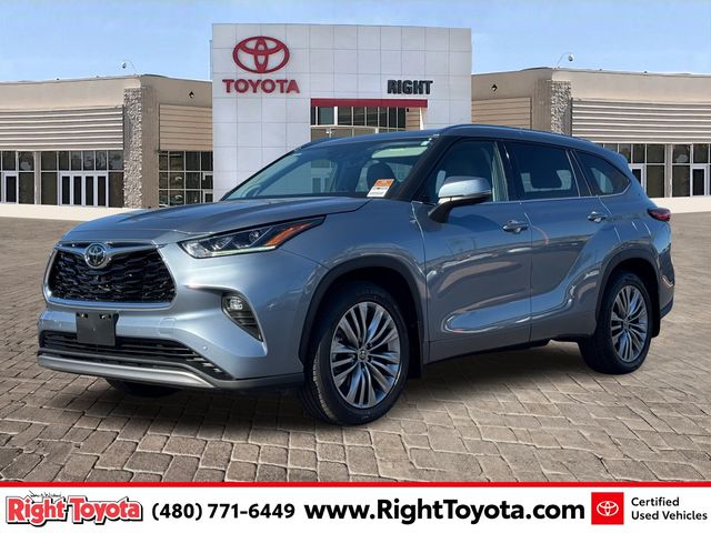 2022 Toyota Highlander Platinum