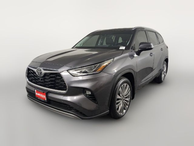 2022 Toyota Highlander Platinum