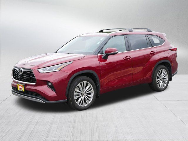 2022 Toyota Highlander Platinum