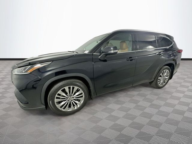 2022 Toyota Highlander Platinum