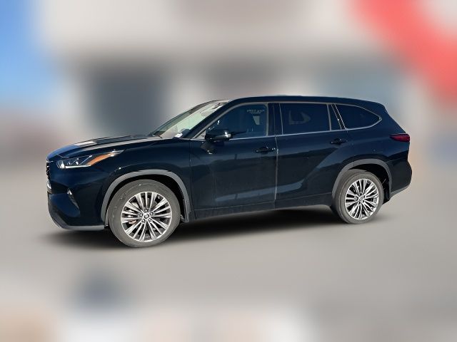 2022 Toyota Highlander Platinum