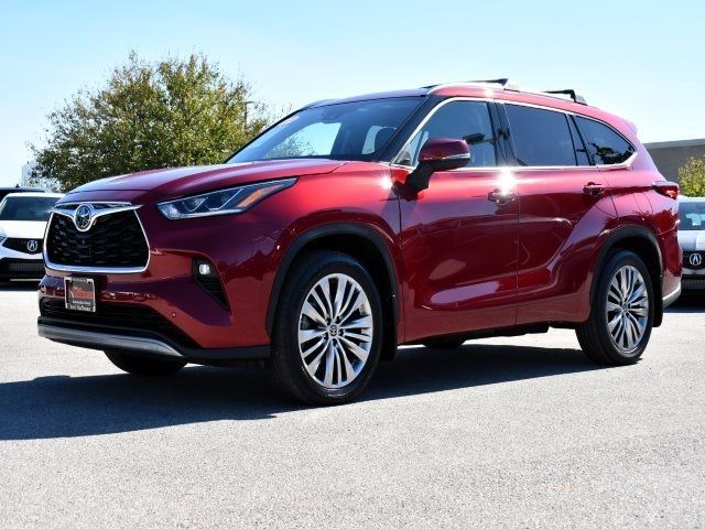 2022 Toyota Highlander Platinum