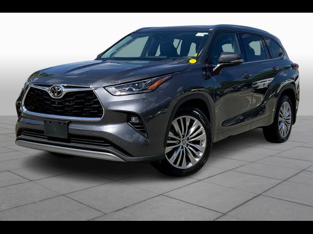 2022 Toyota Highlander Platinum