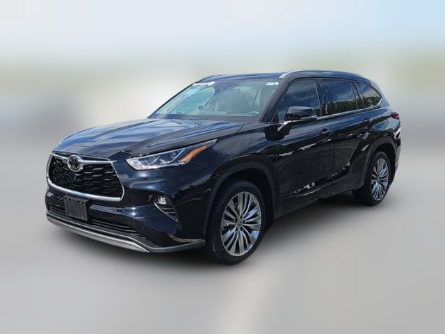 2022 Toyota Highlander Platinum