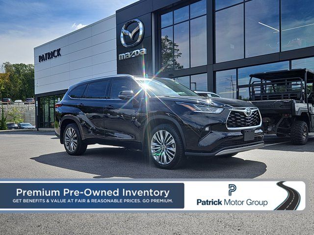 2022 Toyota Highlander Platinum