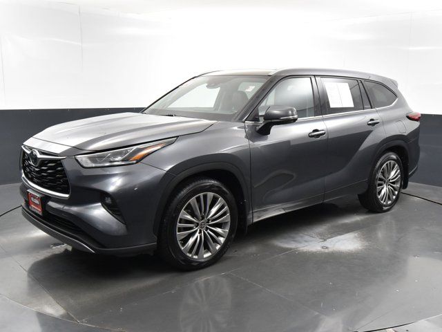 2022 Toyota Highlander Platinum