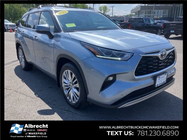 2022 Toyota Highlander Platinum