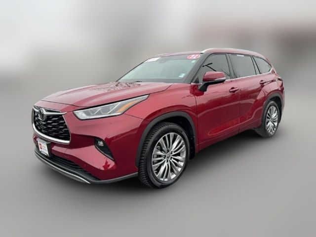 2022 Toyota Highlander Platinum