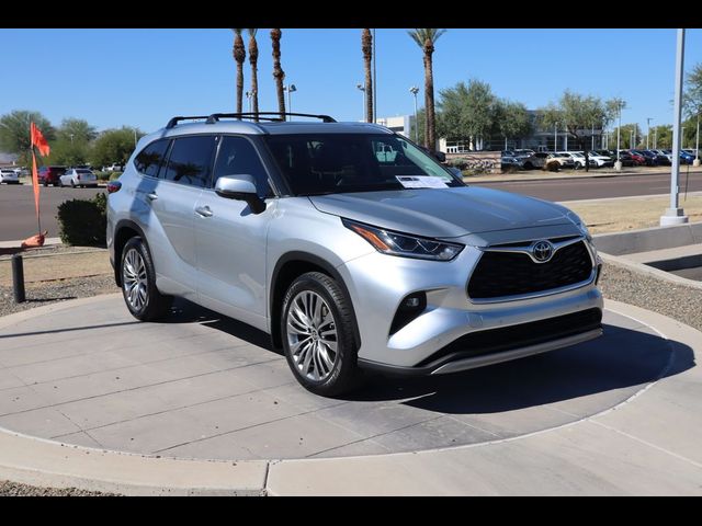 2022 Toyota Highlander Platinum