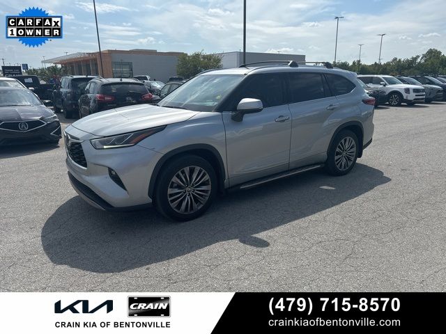 2022 Toyota Highlander Platinum