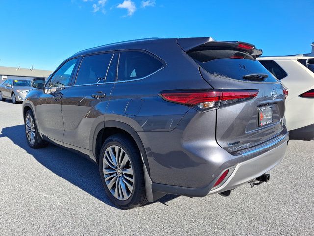 2022 Toyota Highlander Platinum