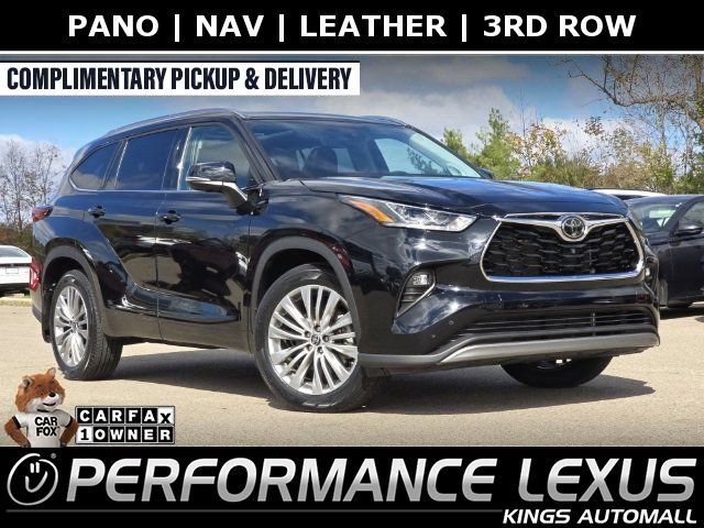 2022 Toyota Highlander Platinum