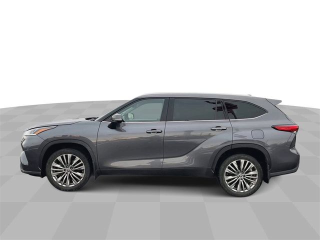 2022 Toyota Highlander Platinum