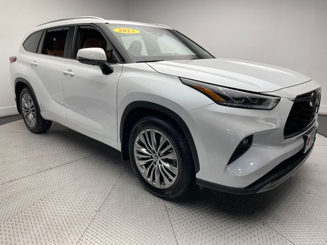 2022 Toyota Highlander Platinum