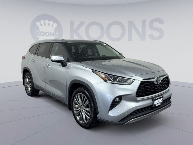 2022 Toyota Highlander Platinum