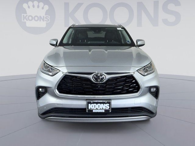 2022 Toyota Highlander Platinum