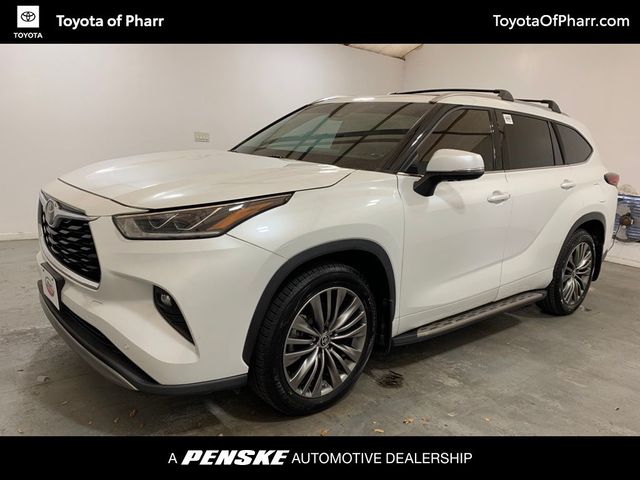 2022 Toyota Highlander Platinum