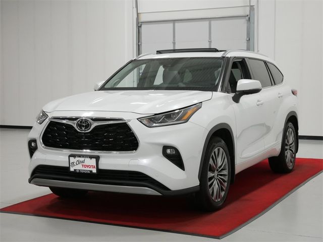 2022 Toyota Highlander Platinum