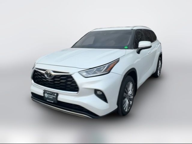 2022 Toyota Highlander Platinum